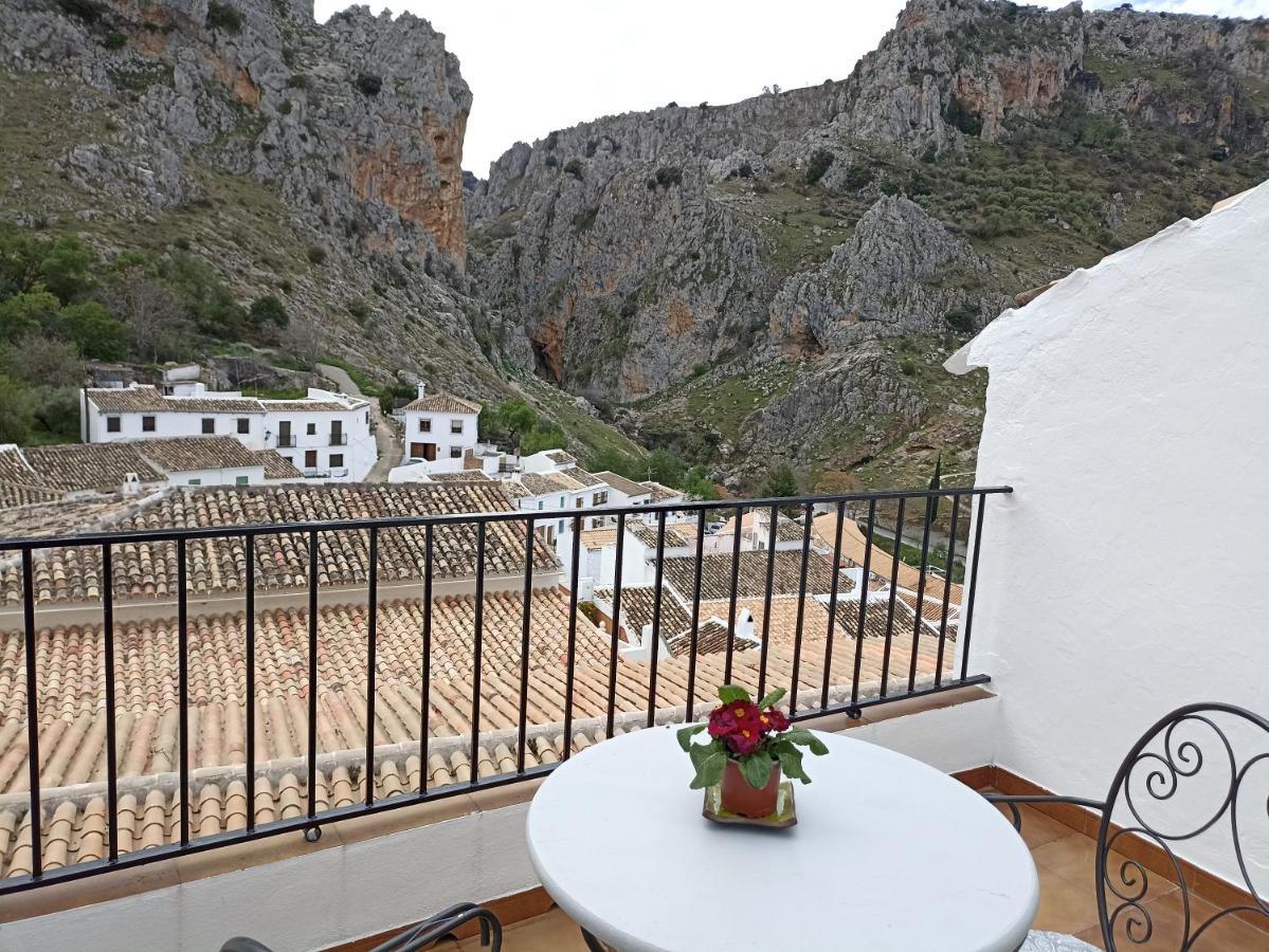 El Hechizo Del Bailon Guest House Zuheros Exterior foto