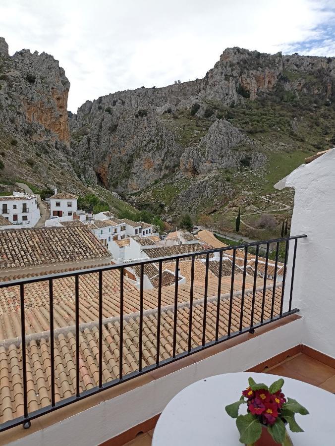 El Hechizo Del Bailon Guest House Zuheros Exterior foto