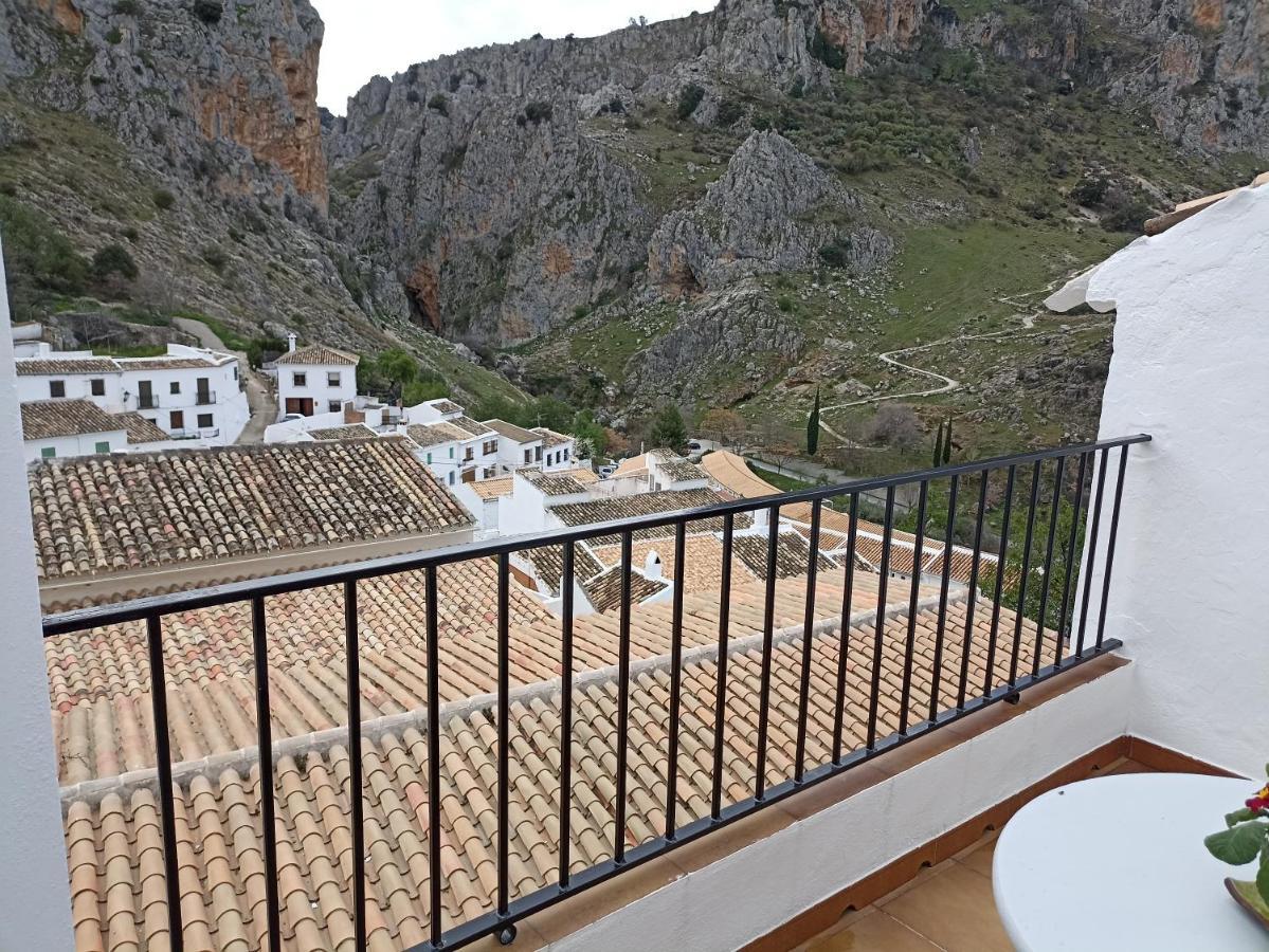 El Hechizo Del Bailon Guest House Zuheros Exterior foto